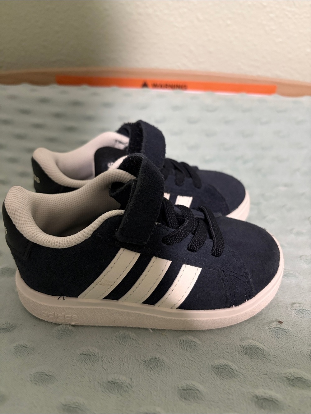adidas Kids Navy Suede Sneakers with White Stripes (toddler size 6)
